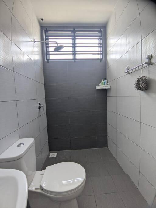 ג'יטרה Cikgu I&S Homestay מראה חיצוני תמונה